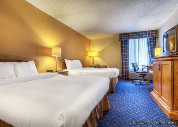 Econo Lodge Inn&Suites - Norton Esterno foto