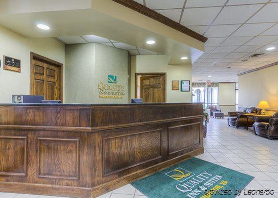 Econo Lodge Inn&Suites - Norton Esterno foto